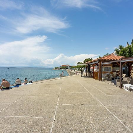 Apartments By The Sea Selce, Crikvenica - 15063 Extérieur photo